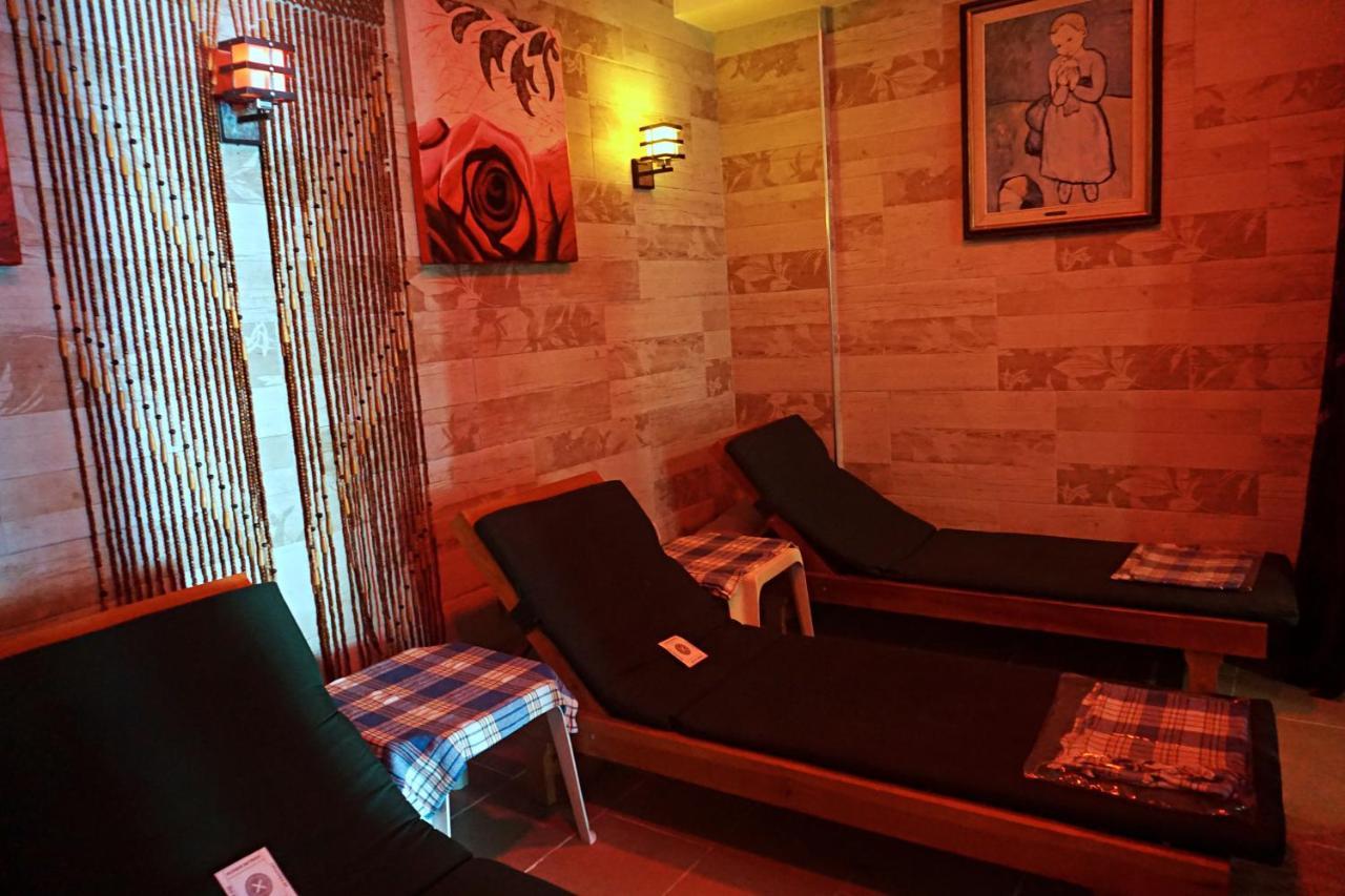 Side Legend Hotel Luaran gambar