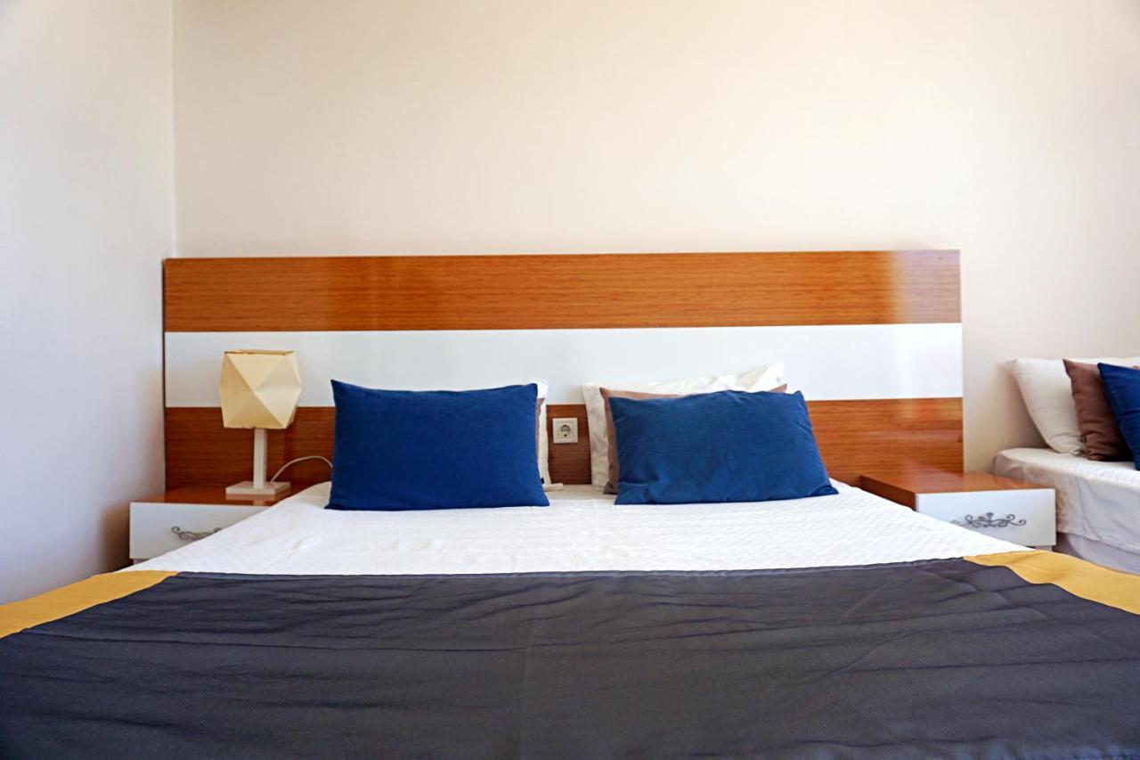 Side Legend Hotel Luaran gambar