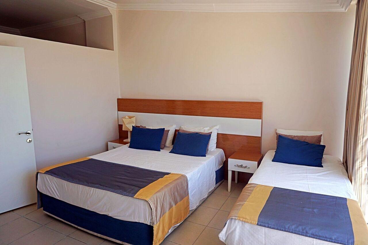 Side Legend Hotel Luaran gambar