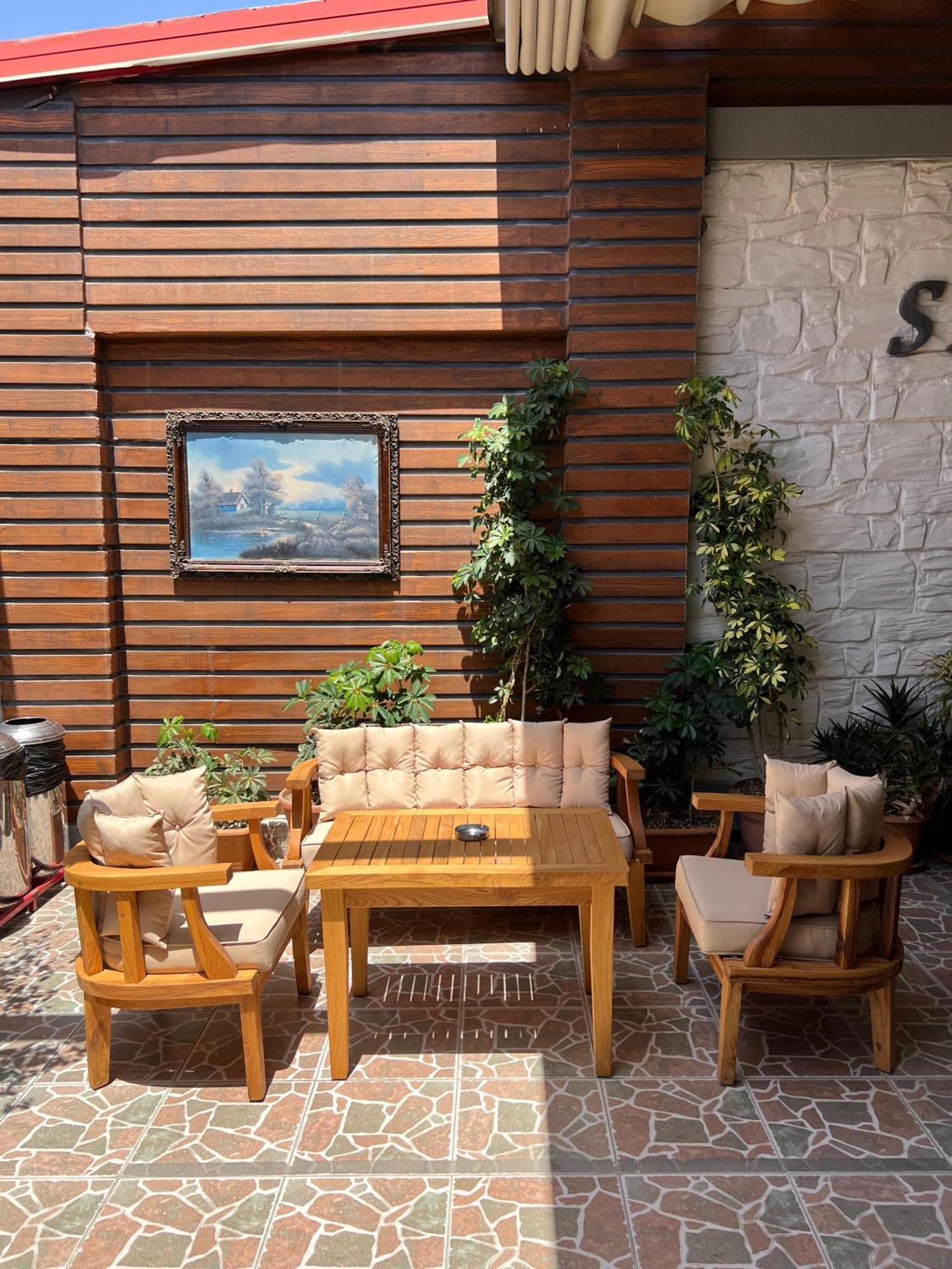 Side Legend Hotel Luaran gambar